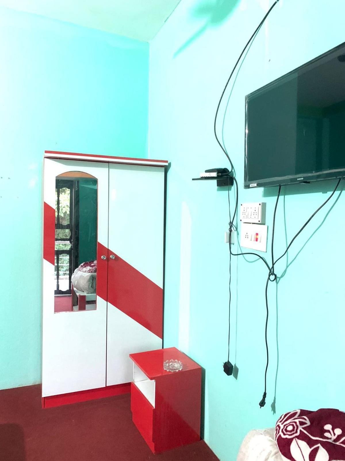 Subha Laxmi Hotel & Lodge Bahasi Екстер'єр фото